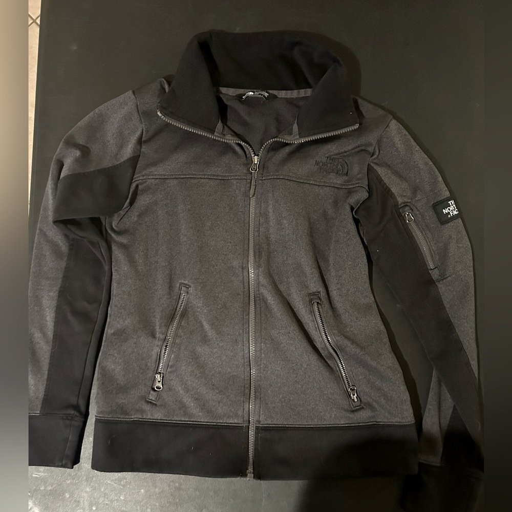 The North Women’s Zip Up Medium Black